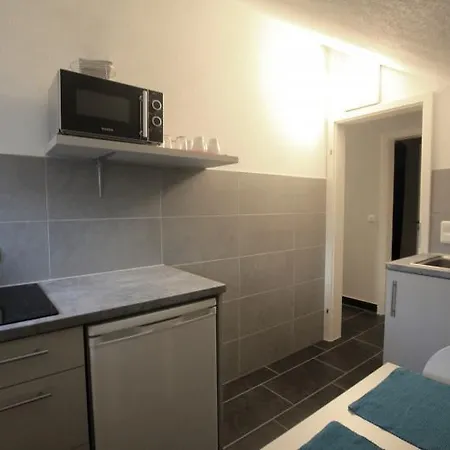 Fewo-baunatal / Ferienwohnung 