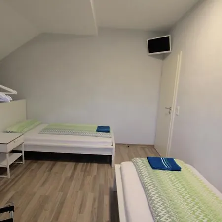 Fewo-baunatal / Ferienwohnung 