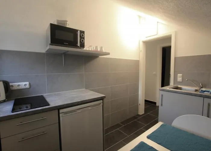 Fewo-baunatal / Ferienwohnung 