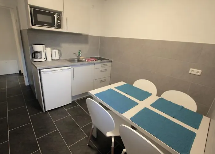 Fewo-baunatal / Ferienwohnung 